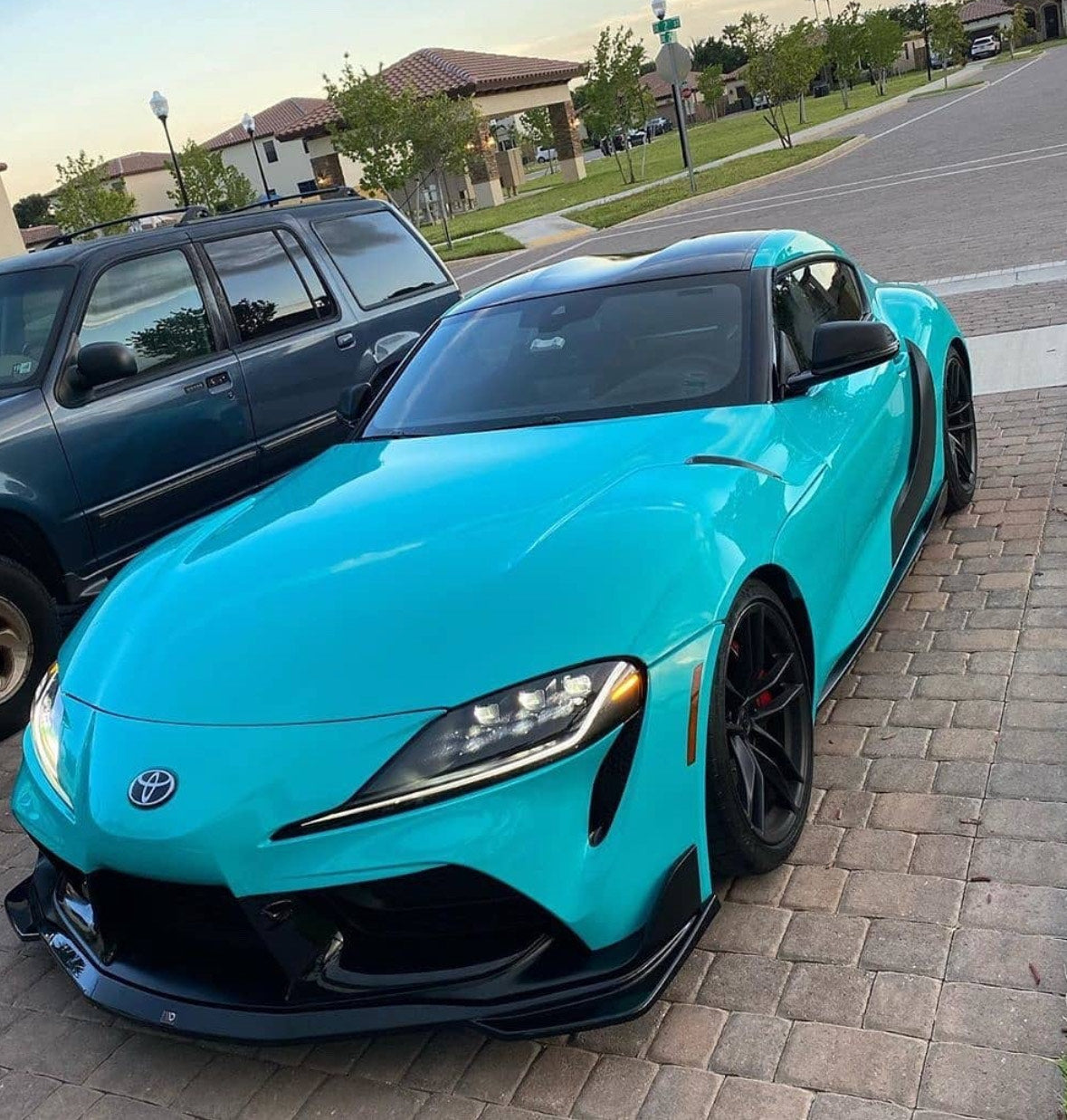 High Glossy Crystal Miami Blue Vinyl Wrap